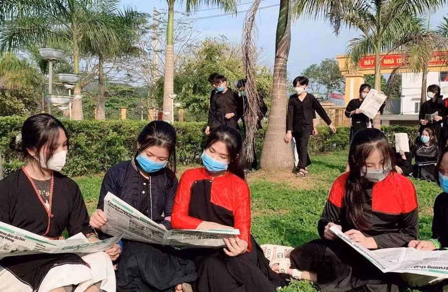 Đẩy mạnh hướng nghiệp cho học sinh dân tộc thiểu số.