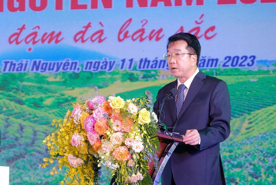 Ông Nguyễn Thanh Bình, Ủy viên BCH Đảng bộ, Phó Chủ tịch UBND tỉnh Thái Nguyên phát biểu khai mạc Ngày hội. Ông Nguyễn Thanh Bình, Ủy viên BCH Đảng bộ, Phó Chủ tịch UBND tỉnh Thái Nguyên phát biểu khai mạc Ngày hội.