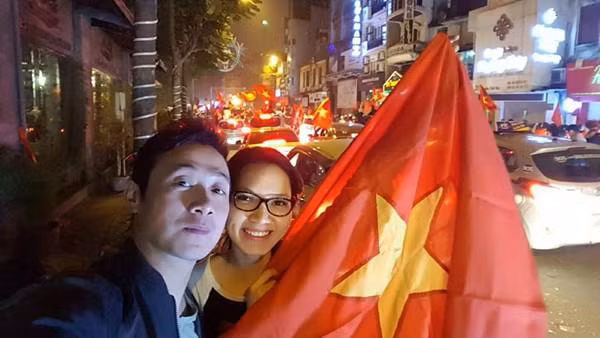 to am it nguoi biet cua 3 mc vtv "gao coi", nguoi thu ba cuc cuong con gai - 10