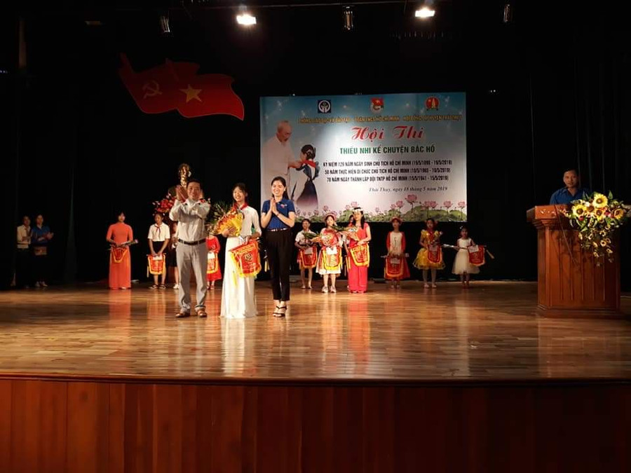 Giọng kể đầy xúc động Giọng kể đầy xúc động