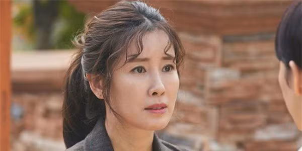 Giúp việc có bầu gây sốc khi chỉ mặt ông chủ, bà chủ điều tra rồi ngã ngửa trước sự thật khó tin - Ảnh 2.