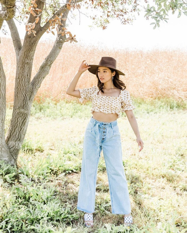 Loạt trang phục chấm bi xinh ngất ngây không thể thiếu trong tủ quần áo mùa hè ảnh 9 Instagram tuần qua: Trang phục chấm bi