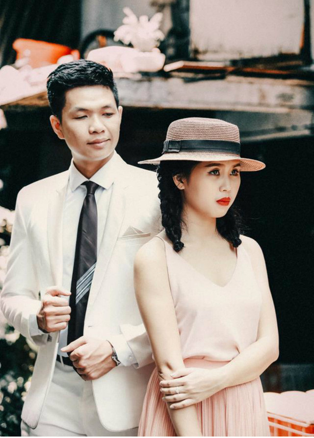 Bộ ảnh cưới ý nghĩa chuyển thể từ bộ phim tình cảm lãng mạn ảnh 5 Tự nhủ với lòng, mình thích nghe anh ấy nói, nhìn anh ấy cười, và muốn cùng anh ấy làm mọi việc trên đời chỉ là do sự chuếnh choáng của hơi men mang lại.
