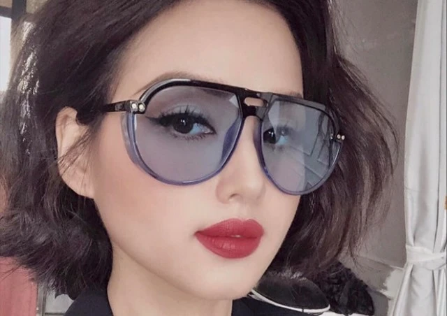 Tâm Tít khẳng định nhan sắc khác lạ của cô là do trang điểm.