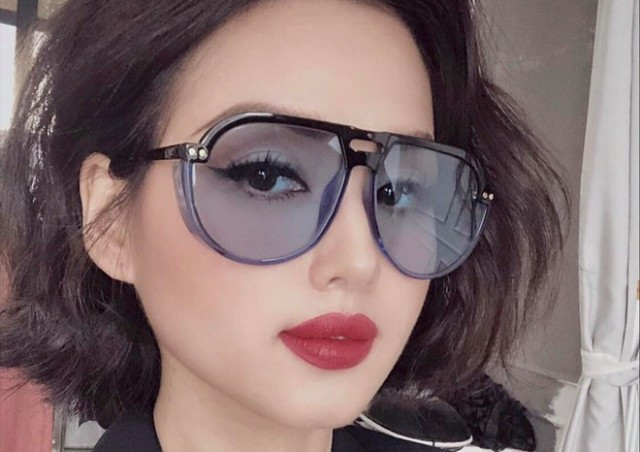 Tâm Tít khẳng định nhan sắc khác lạ của cô là do trang điểm.