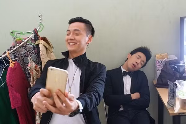 “Cái giá phải trả” của Quyền Linh, Trấn Thành, Hoài Linh vì kiếm cát-xê tiền tỷ ảnh 14 cái giá phải trả của Quyền Linh, Trấn Thành, Hoài Linh vì kiếm cát-xê tiền tỷ