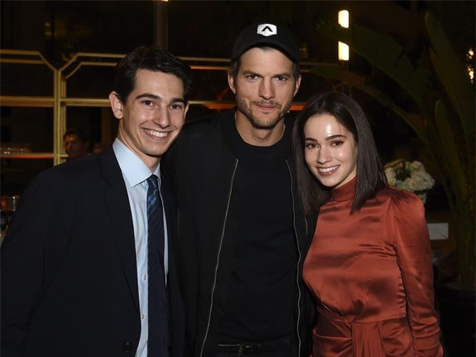 Tiệc gala hào nhoáng của tỷ phú và người nổi tiếng có gì? ảnh 4