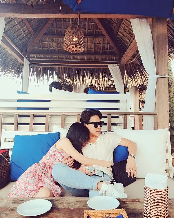 Từ món quà người tình thiếu gia tặng cách đây 1 tháng, thêm bằng chứng Hòa Minzy sinh con là sự thật-7