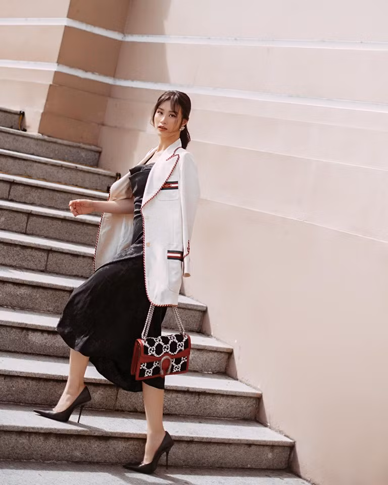 Trước khi cưới Ông Cao Thắng, Đông Nhi đã sở hữu khối tài sản đáng ngưỡng mộ ảnh 11 Trước khi cưới Ông Cao Thắng, Đông Nhi đã sở hữu khối tài sản đáng ngưỡng mộ ảnh 11