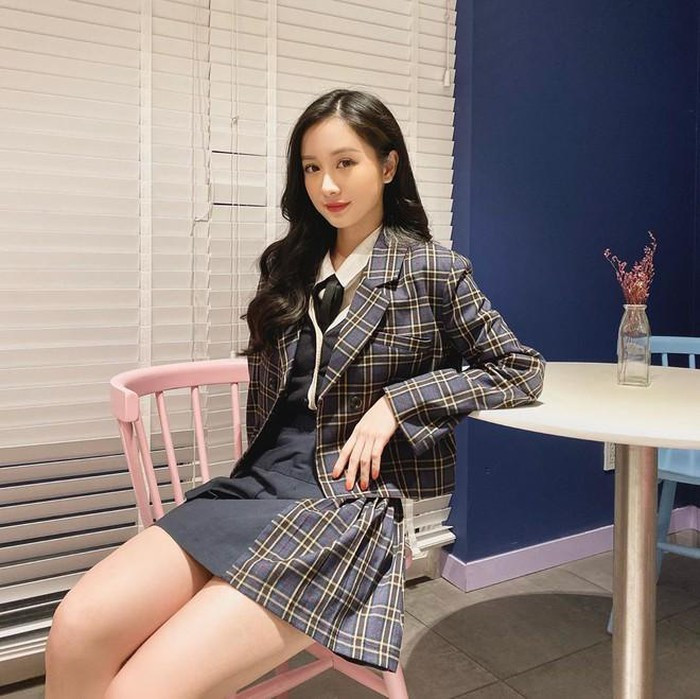 Phối trang phục đơn giản nhưng sang chảnh, Jun Vũ được khen hết nấc ảnh 1 Phối trang phục đơn giản nhưng sang chảnh, Jun Vũ được khen hết nấc ảnh 1