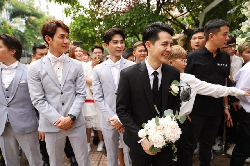 Đông Nhi cảm ơn vì đã tìm được Ông Cao Thắng ảnh 1 Keyword đầu tiên có dấu