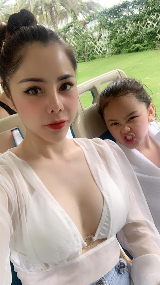 3 bà mẹ đơn thân xinh đẹp ở VTV: Người kinh doanh dùng hàng hiệu như ngôi sao,người tự tay tậu nhà tiền tỷ ảnh 41 3 bà mẹ đơn thân xinh đẹp ở VTV: Người kinh doanh dùng hàng hiệu như ngôi sao,người tự tay tậu nhà tiền tỷ ảnh 41