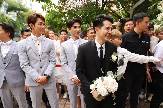 Khoảnh khắc ấn tượng trong đám hỏi Ông Cao Thắng và Đông Nhi - ảnh 5