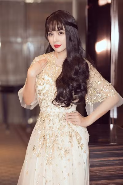 ‘Nín thở’ trước nhan sắc không tuổi của diễn viên Việt Trinh-2