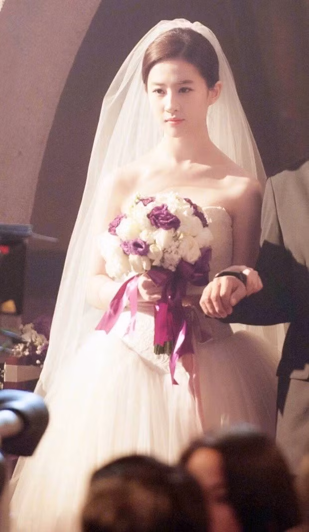 Keyword đầu tiên có dấu