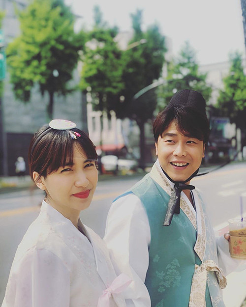 Lộ thêm bằng chứng Hòa Minzy sinh con cho bạn trai thiếu gia ảnh 8 Từ món quà người tình thiếu gia tặng cách đây 1 tháng, thêm bằng chứng Hòa Minzy sinh con là sự thật-9