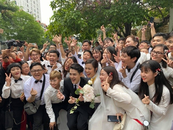 Đông Nhi cảm ơn vì đã tìm được Ông Cao Thắng ảnh 5 Keyword đầu tiên có dấu