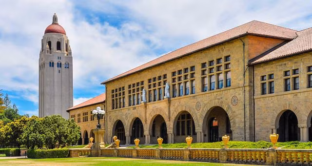 Top 400 tỷ phú giàu nhất nước Mỹ 2019 từng học ở trường đại học nào? - 2