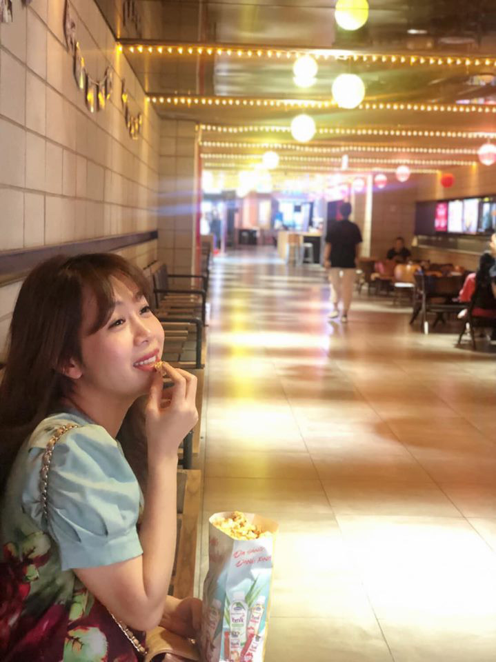 3 bà mẹ đơn thân xinh đẹp ở VTV: Người kinh doanh dùng hàng hiệu như ngôi sao,người tự tay tậu nhà tiền tỷ ảnh 25 3 bà mẹ đơn thân xinh đẹp ở VTV: Người kinh doanh dùng hàng hiệu như ngôi sao,người tự tay tậu nhà tiền tỷ ảnh 25