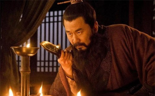 Tam Quốc Diễn Nghĩa: Ai là mưu sĩ được đánh giá quá cao so với thực tế? hình ảnh 2 tam quoc dien nghia: ai la muu si duoc danh gia qua cao so voi thuc te? hinh anh 2