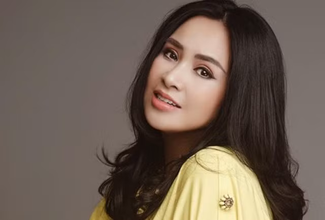 "Tôi có làm, nhưng chỉ một chút xíu cho mình xinh xắn hơn thôi", diva chia sẻ.