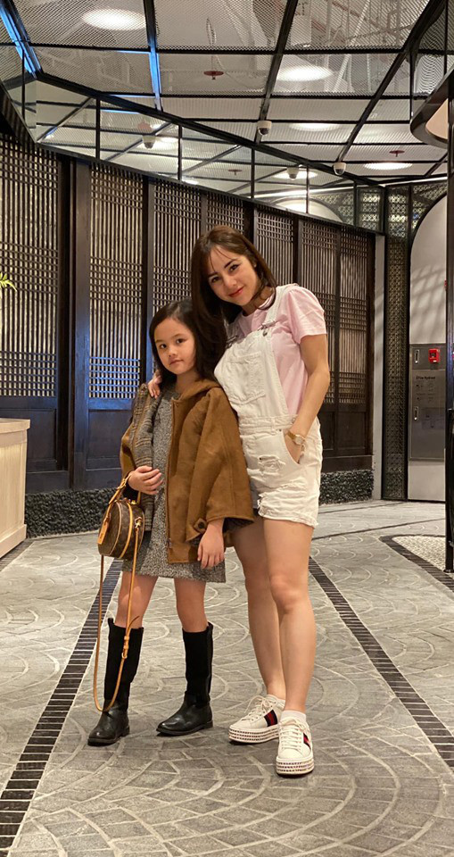 3 bà mẹ đơn thân xinh đẹp ở VTV: Người kinh doanh dùng hàng hiệu như ngôi sao,người tự tay tậu nhà tiền tỷ ảnh 44 3 bà mẹ đơn thân xinh đẹp ở VTV: Người kinh doanh dùng hàng hiệu như ngôi sao,người tự tay tậu nhà tiền tỷ ảnh 44