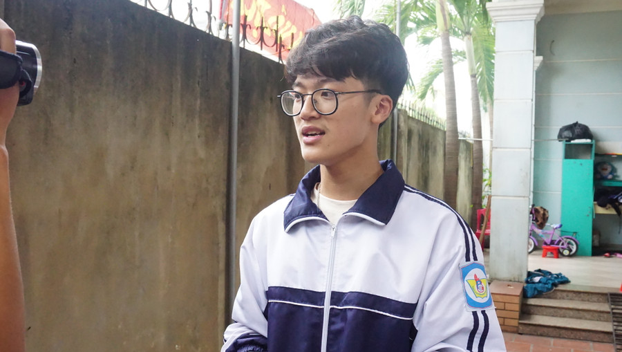 Mai Nhật Anh mong Bộ GD&ĐT, Bộ Ngoại giao hỗ trợ để em được cấp Visa sang Mỹ kịp dự thi