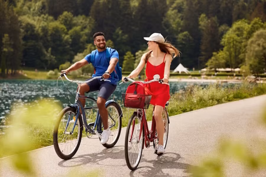 Đừng khắt khe với bản thân nếu hành trình của bạn mất nhiều thời gian hơn hoặc không mang lại kết quả như những người khác. (Ảnh: ITN).