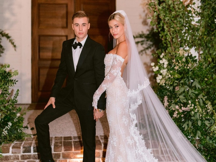 Selena Gomez thú nhận tột cùng đau khổ sau khi Justin Bieber đi lấy vợ