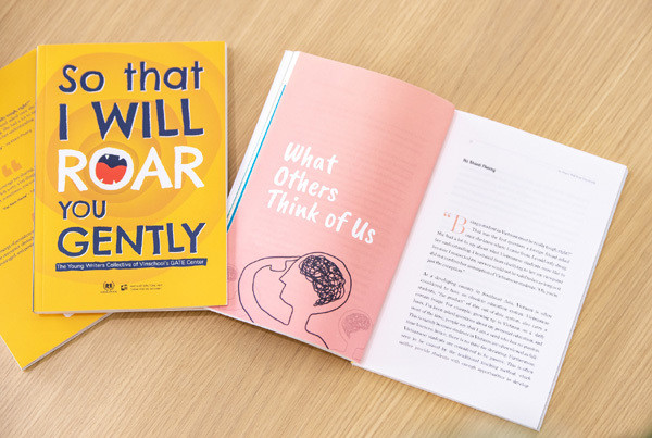 Mẹ “thần đồng” Đỗ Nhật Nam và Mẹ Xu Sim cũng chia sẻ cảm xúc sau khi đọc cuốn sách trên trang Facebook cá nhân của mình. Người nổi tiếng nói gì về tiếng ‘gầm gừ’ của thế hệ trẻ?