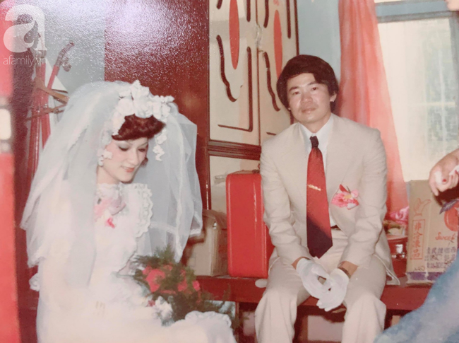 Cách đây 43 năm, người đàn ông thành công cưới được tiểu thư nhà giàu bằng bí quyết cực "chất": Đứng trên tầng hai ném thư tỏ tình ném xuống! - Ảnh 6. Cách đây 43 năm, người đàn ông thành công cưới được tiểu thư nhà giàu bằng bí quyết cực "chất": Đứng trên tầng hai ném thư tỏ tình ném xuống! - Ảnh 6.