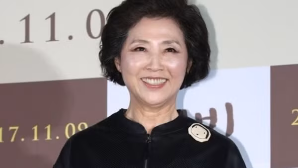 Song Hye Kyo và Song Joong Ki lọt top 10 diễn viên Hàn được yêu thích nhất 2019 ảnh 7