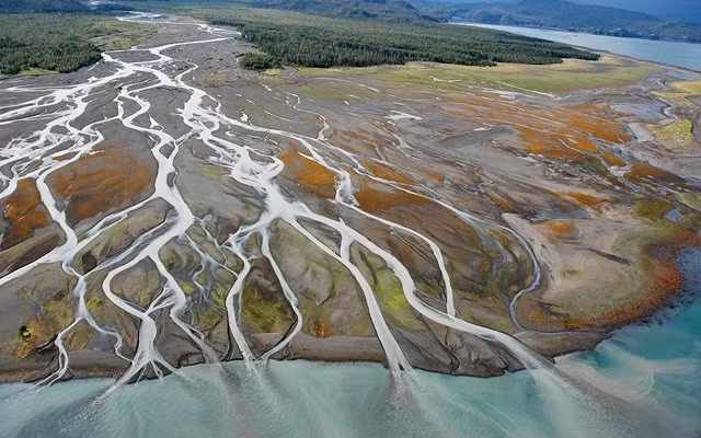 Băng vĩnh cửu tan chảy nhả ra lượng lớn khí CO2 khiến môi trường sống bị đe dọa