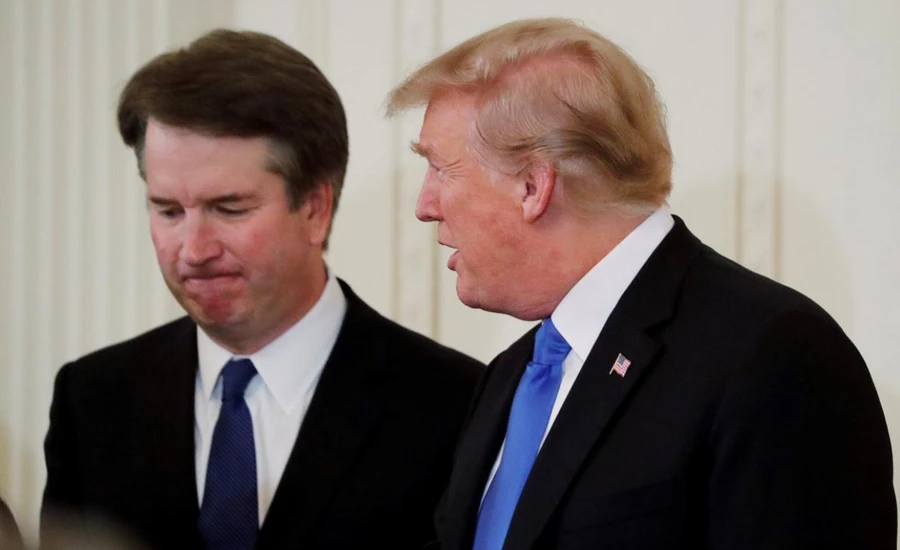 Tổng thống Mỹ Donald Trump nói chuyện Brett Kavanaugh tại Nhà Trắng hồi tháng 7, khi chính thức thông báo đề cử ông