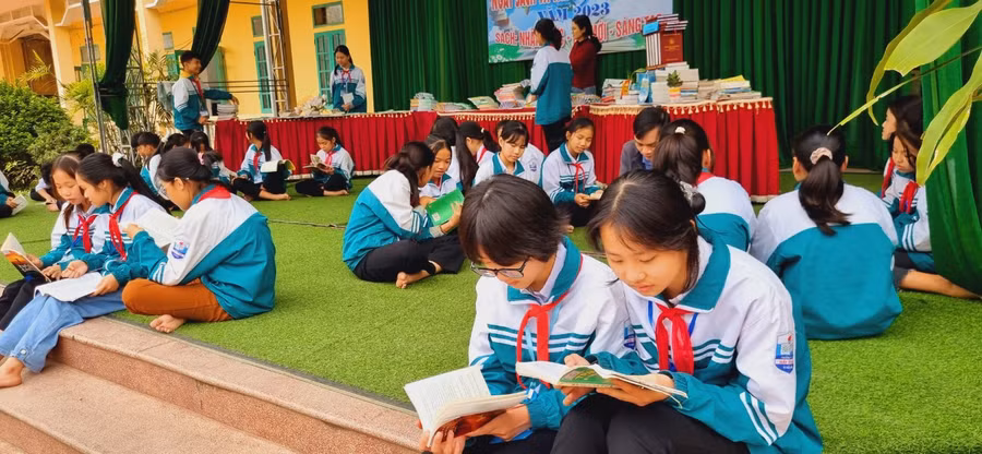 Việc lan tỏa văn hóa đọc và giá trị của sách tới các em học sinh góp phần giúp các em rèn thói quen đọc sách, hình thành nhân cách cho bản thân.