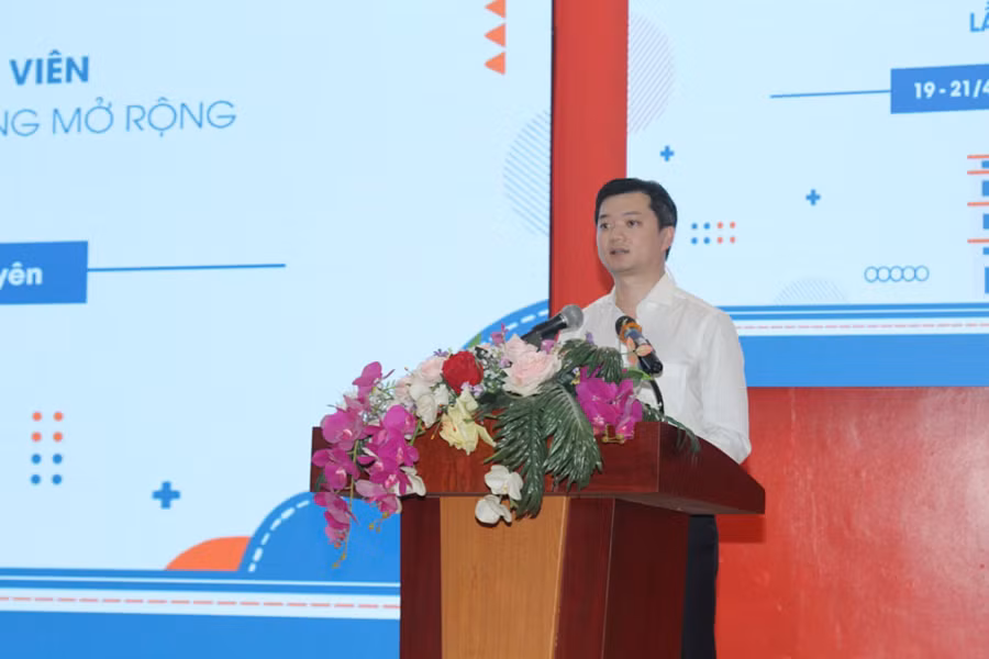 Bí thư Trung ương Đoàn TNCS Hồ Chí Minh, Chủ tịch Trung ương Hội Sinh viên Việt Nam Nguyễn Minh Triết phát biểu tại hội nghị.