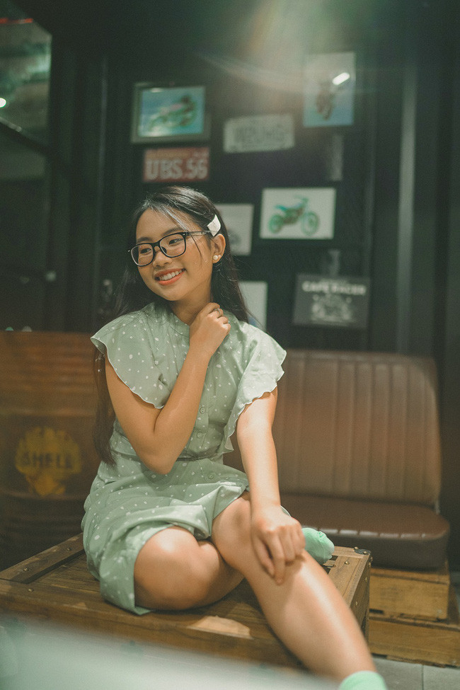 Phương Mỹ Chi: 16 tuổi em gặp quá nhiều thị phi, ba Quang Lê vạ miệng làm em bị chỉ trích oan! - Ảnh 5. Phương Mỹ Chi: 16 tuổi em gặp quá nhiều thị phi, ba Quang Lê vạ miệng làm em bị chỉ trích oan! - Ảnh 5.