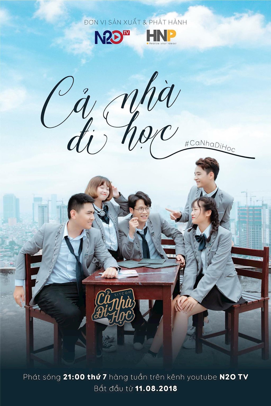 Minh Anh tham gia diễn xuất trong sitcom học đường Cả nhà đi học. Minh Anh tham gia diễn xuất trong sitcom học đường Cả nhà đi học.