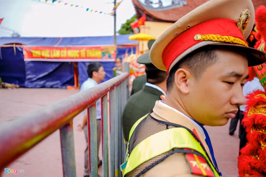 Nghi le chem lon lang Nem Thuong van dien ra kin dao hinh anh 10