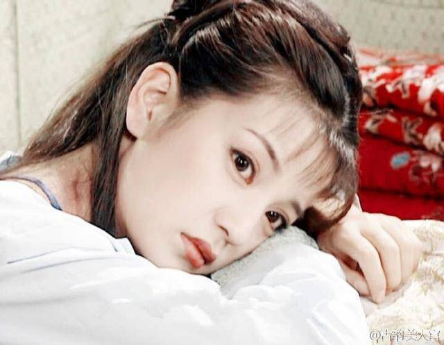Hình ảnh thời thiếu nữ của Triệu Vy ăn đứt mỹ nhân cằm Vline bây giờ ảnh 8 Hình ảnh thời thiếu nữ của Triệu Vy ăn đứt mỹ nhân cằm Vline bây giờ ảnh 8