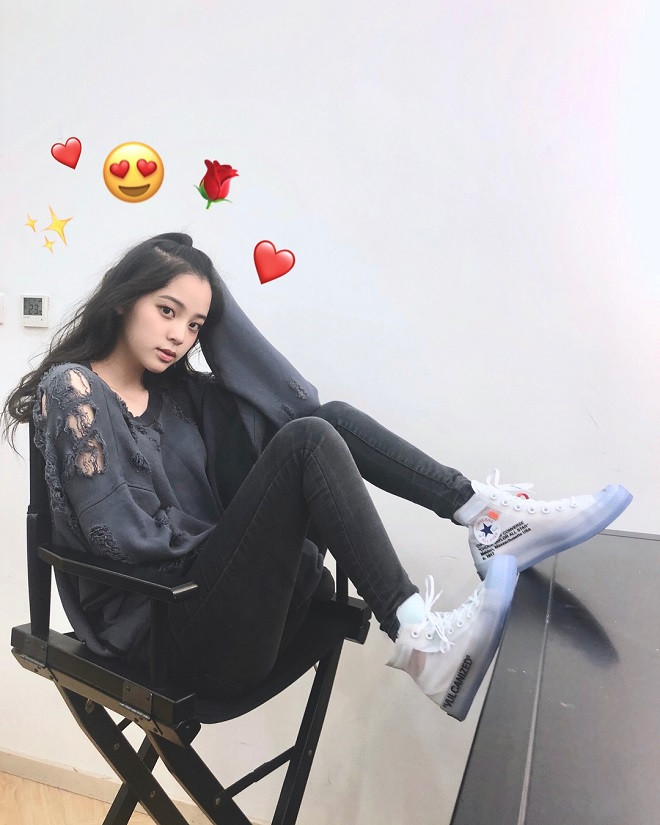 Con dâu tương lai của Thành Long giàu có nhưng chỉ thích giày thể thao hình ảnh 7 con dau tuong lai cua thanh long giau co nhung chi thich giay the thao hinh anh 7