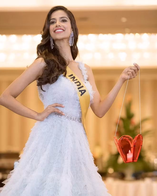 Nhan sắc đỉnh cao của mỹ nhân vừa trở thành 