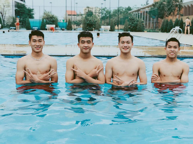 Tien dao 10X dien trai ghi ban thang cho doi tuyen U22 Viet Nam la ai? hinh anh 9