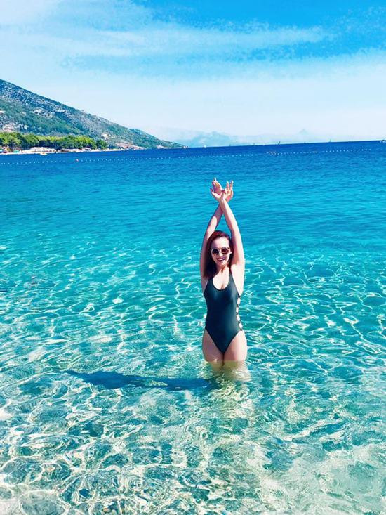 nguoi dep &#34;zippo mu tat&#34; la thanh huyen ra sao sau gan 3 nam &#34;o an&#34; lam vo dai gia? - 4