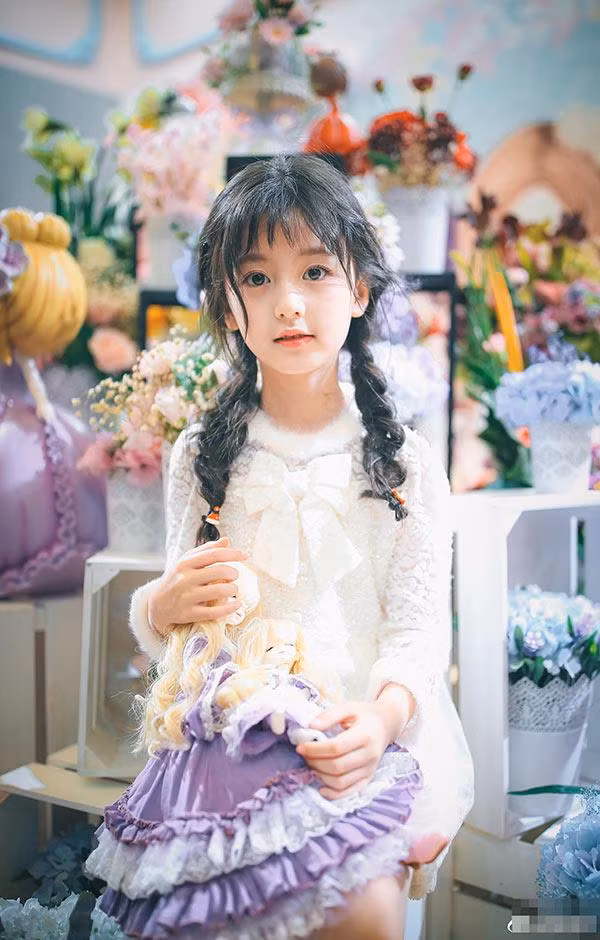 tieu my nhan 9 tuoi khien con trai dai gia bds giau nhat chau a cung phai chu y - 1