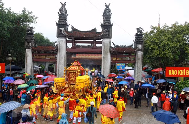 Lễ rước nước - nghi lễ quan trọng trong Lễ hội Đền Trần ở Thái Bình ảnh 1