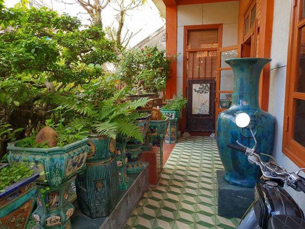Đời tư kín bưng, Văn Anh– Tú Vi vừa lộ bí mật căn nhà ngập đồ cổ ít ai sánh bằng ảnh 4 Empty
