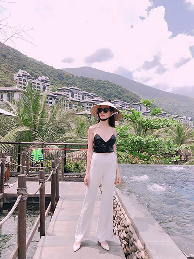 Hoa hậu vừa được bạn trai về tận quê Tiền Giang tặng nhẫn 5,5 tỷ giàu cỡ nào? ảnh 11 Hoa hậu vừa được bạn trai về tận quê Tiền Giang tặng nhẫn 5,5 tỷ giàu cỡ nào?-11