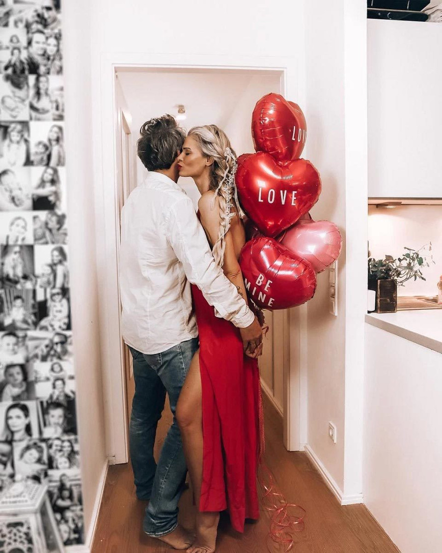 Hội con nhà giàu thế giới đua nhau khoe quà Lễ tình nhân ảnh 9 Hội con nhà giàu thế giới đua nhau khoe quà Lễ tình nhân-9