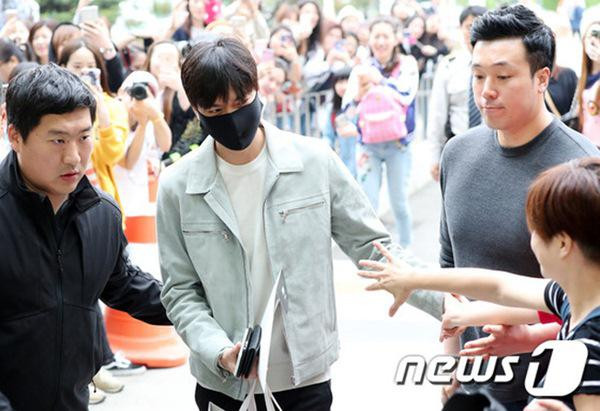 Bạn thân tiết lộ chuyện “quá khứ đặc biệt” của Lee Min Ho ảnh 6 ban than tai tu tiet lo chuyen "qua khu dac biet" cua lee min ho khi hoc cap 3 - 6